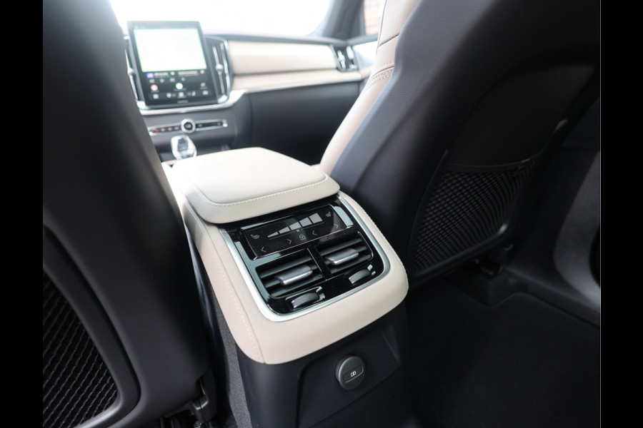 Volvo XC90 T8 AWD Ultra Dark | Pano - Trekhaak - Bowers&Wilkins