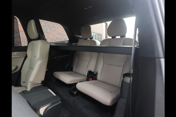 Volvo XC90 T8 AWD Ultra Dark | Pano - Trekhaak - Bowers&Wilkins