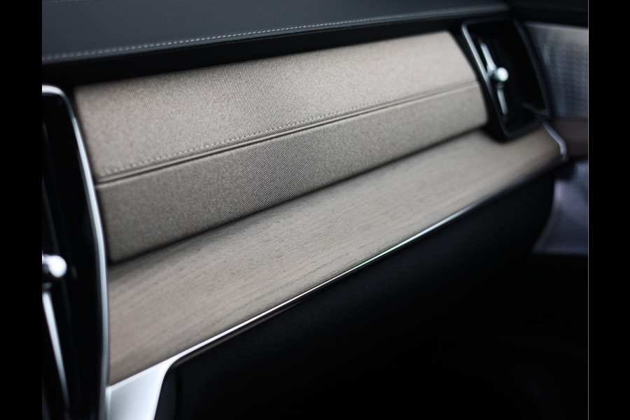 Volvo XC90 T8 AWD Ultra Dark | Pano - Trekhaak - Bowers&Wilkins