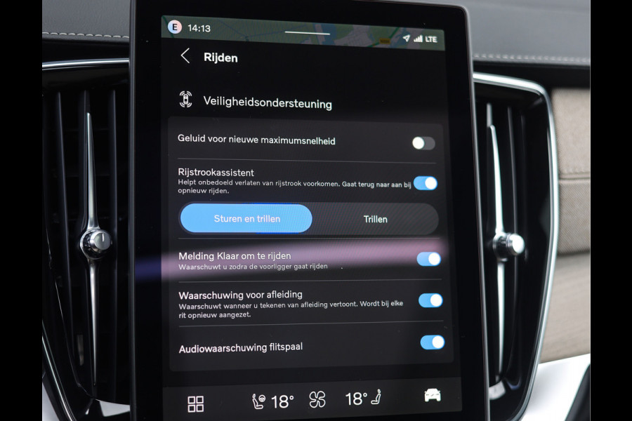 Volvo XC90 T8 AWD Ultra Dark | Pano - Trekhaak - Bowers&Wilkins