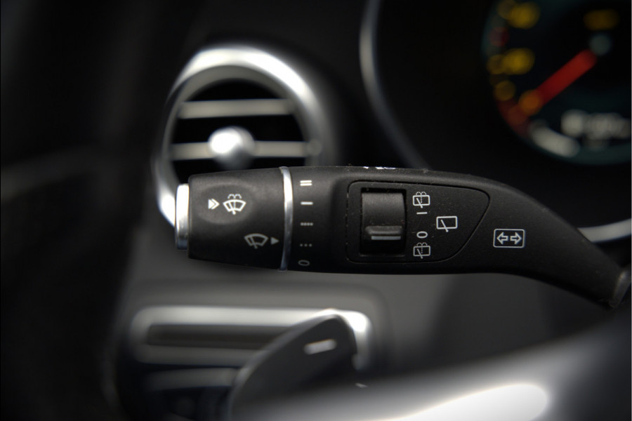 Mercedes-Benz C-Klasse Estate 160 Business Solution AMG Limited | Stoelverwarming | Cruise Control | Camera | Navigatie | Keyless | Trekhaak | Digitale Tellers | Dealer Onderhouden | LED High Performance | NAP