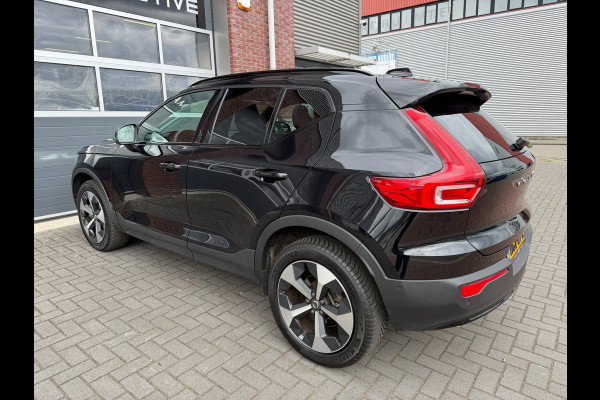 Volvo XC40 2.0 B4 Plus Dark LED ACC Pano Trekhaak 360cam H/K