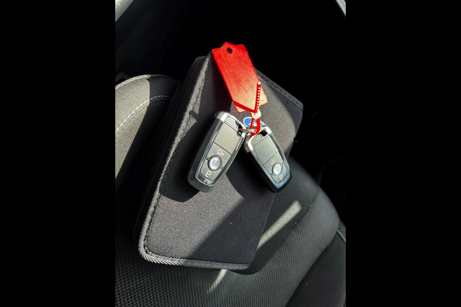 Ford S-Max 2.0 Titanium carplay_Automaat_Trekh_PDC