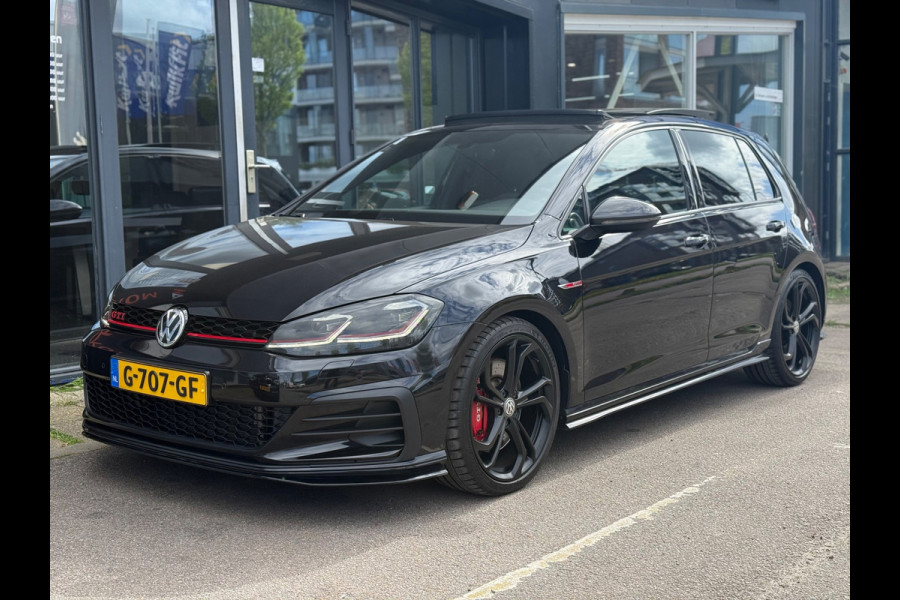 Volkswagen Golf 2.0 TSI GTI TCR | Pano | ACC | Camera | Carplay