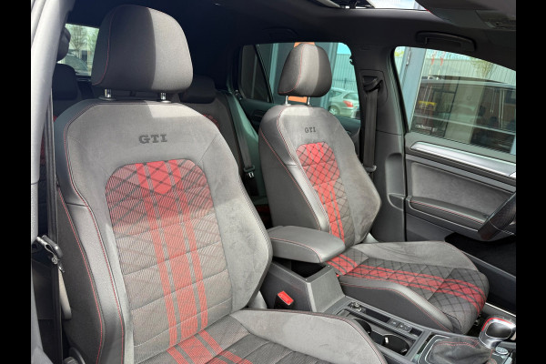 Volkswagen Golf 2.0 TSI GTI TCR | Pano | ACC | Camera | Carplay