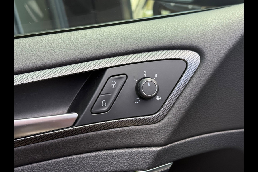 Volkswagen Golf 2.0 TSI GTI TCR | Pano | ACC | Camera | Carplay