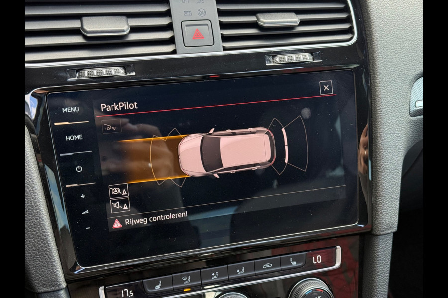 Volkswagen Golf 2.0 TSI GTI TCR | Pano | ACC | Camera | Carplay