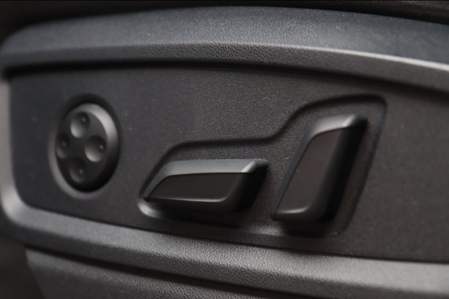 Audi Q5 50 TFSI e / ACC / CAMERA / VIRTUAL / ELEK. STOELEN / 20"