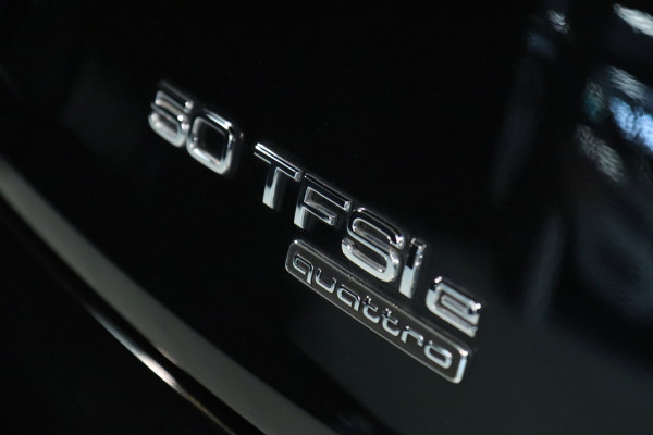 Audi Q5 50 TFSI e / ACC / CAMERA / VIRTUAL / ELEK. STOELEN / 20"