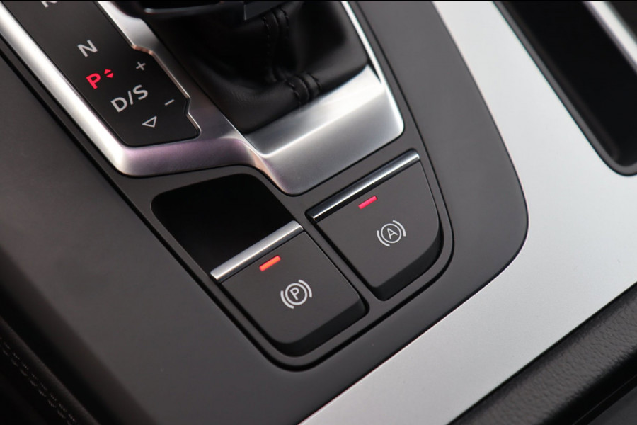 Audi Q5 50 TFSI e / ACC / CAMERA / VIRTUAL / ELEK. STOELEN / 20"