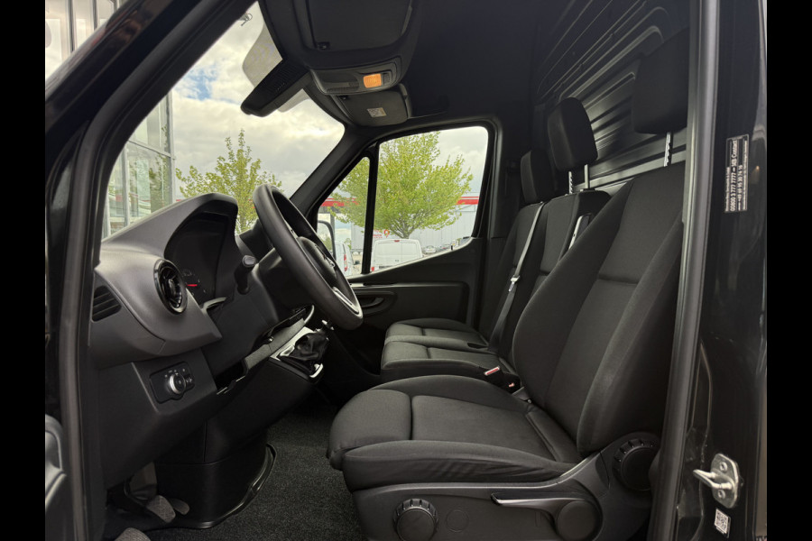 Mercedes-Benz Sprinter 316 2.2 CDI L3H2 ZB-Edition | Trekhaak 3.5T | Navi | Carplay | Camera | 18'' Sportvelgen | Sidebars