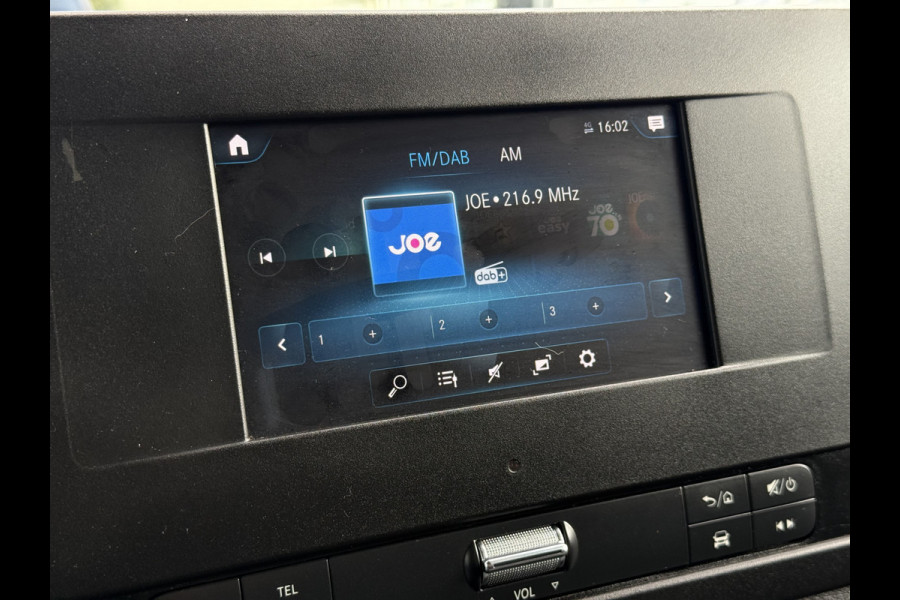 Mercedes-Benz Sprinter 316 2.2 CDI L3H2 ZB-Edition | Trekhaak 3.5T | Navi | Carplay | Camera | 18'' Sportvelgen | Sidebars