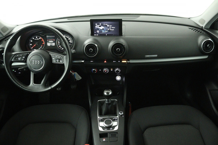 Audi A3 Sportback 30 TFSI Pro Line (PARKEERSENSOREN, CRUISE CONTROL, NAVIGATIE)