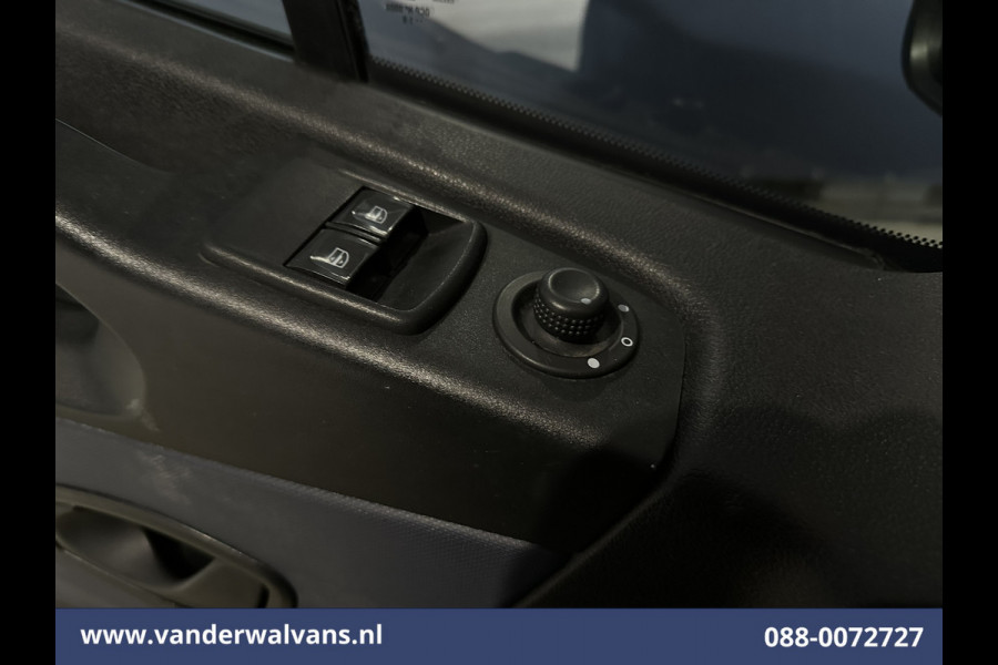 Opel Vivaro 1.6 CDTI 126pk L2H1 Euro6 Airco | Camera | Navigatie | Trekhaak | LED | Cruisecontrol Parkeersensoren, Bijrijdersbank