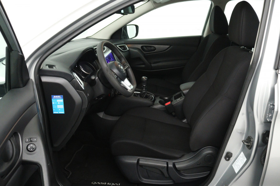Nissan QASHQAI 1.3 DIG-T Visia (TREKHAAK, STOELVERWARMING, CARPLAY, CRUISE CONTROL, PARKEERSENSOREN)