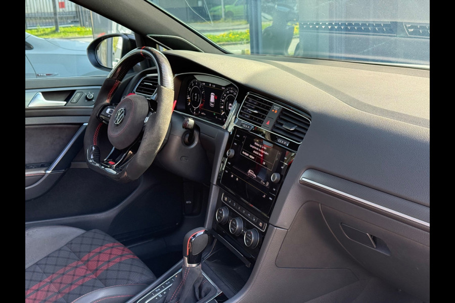 Volkswagen Golf 2.0 TSI GTI TCR | Pano | Virtual | ACC | Camera