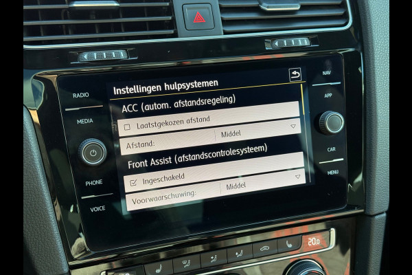 Volkswagen Golf 2.0 TSI GTI TCR | Pano | Virtual | ACC | Camera