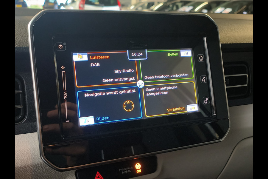 Suzuki Ignis 1.2 Stijl Smart Hybrid Rijklaar + 12 maanden Bovag-garantie Henk Jongen Auto's in Helmond,  al 50 jaar service zoals 't hoort!