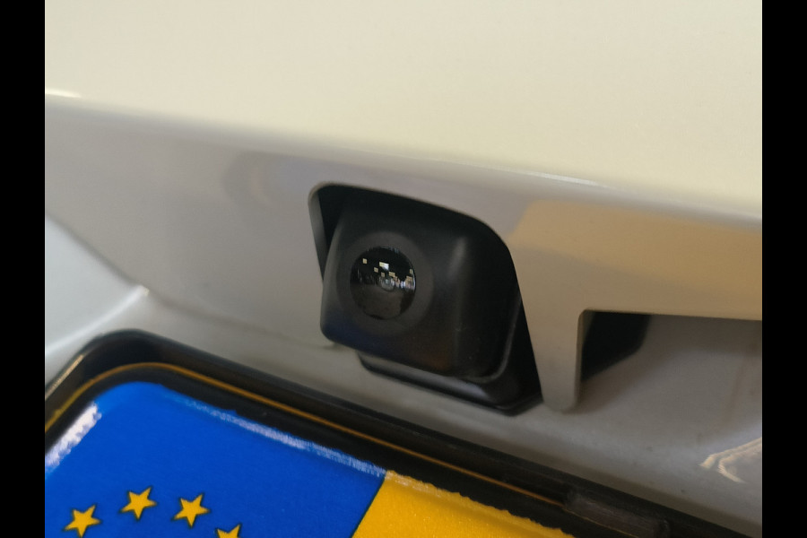 Suzuki Ignis 1.2 Stijl Smart Hybrid Rijklaar + 12 maanden Bovag-garantie Henk Jongen Auto's in Helmond,  al 50 jaar service zoals 't hoort!