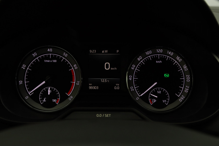 Škoda Octavia Combi 1.5 TSI 150 PK Automaat Greentech Style Business, Carplay, Cruise Control, Stoelverwarming