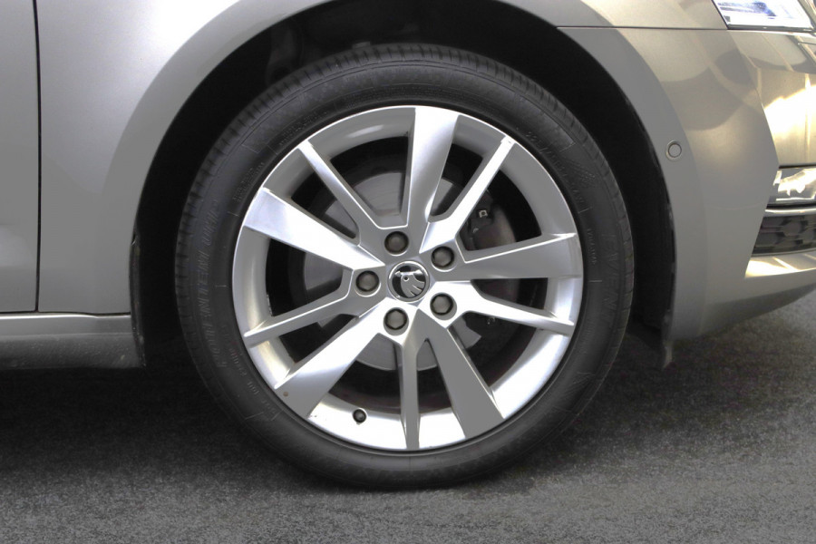 Škoda Octavia Combi 1.5 TSI 150 PK Automaat Greentech Style Business, Carplay, Cruise Control, Stoelverwarming