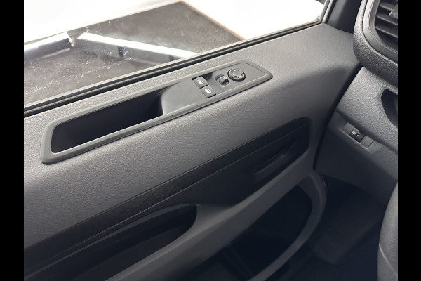 Opel Vivaro-e L2H1 Edition 75 kWh [ 3-Fase-11kW ] {SOH-100%} Aut. *HEATPUMP | LEATHER | NAVI-FULLMAP | CAMERA | AIRCO | DAB+ | PDC | CRUISE | CARPLAY*