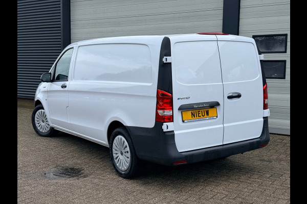 Mercedes-Benz eVito 112 66 kWh Snelladen SoH 97,6 % L2 Lang - Camera - 3 Zits - Betimmerd