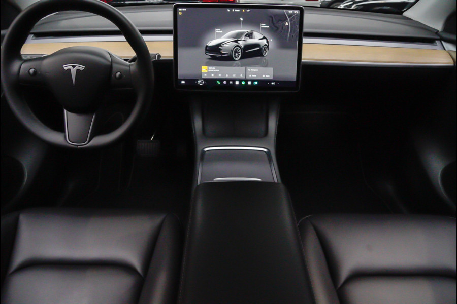 Tesla Model Y SOH: 94,7% Navi 360° Leer ACC Autopilot PDC Elektr. achterklep Stoelverwarmimg voor en achter Stuurverwarming Optie: Full Self-Driving Capability BTW auto