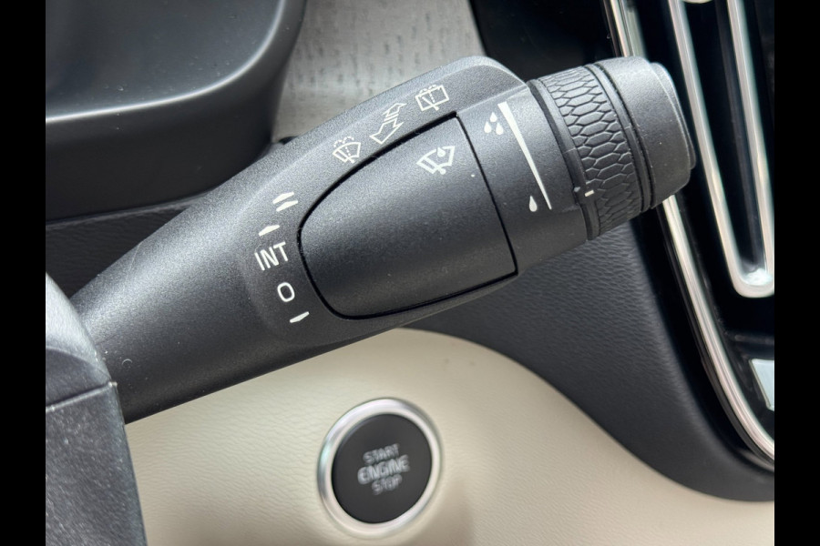 Volvo XC40 1.5 T5 Recharge Inscription 360*Cam Pano Leer Full option