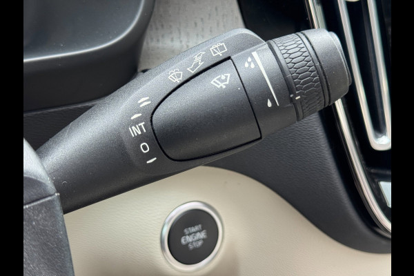 Volvo XC40 1.5 T5 Recharge Inscription 360*Cam Pano Leer Full option