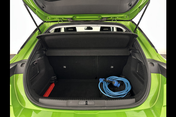 Opel Mokka-e Ultimate 50-kWh 7.4kw bl. [ 3-Fase ] {SOH-84%} (INCL-BTW) *FULL-LED | LEATHER-MICROFIBRE | ADAPTIVE-CRUISE | HEATED-SPORTSEATS | DAB+ | KEYLESS | DIGI-COCKPIT | CARPLAY | AMBIENT-LIGHT | CAMERA | LANE-ASSIST | 18"ALU*