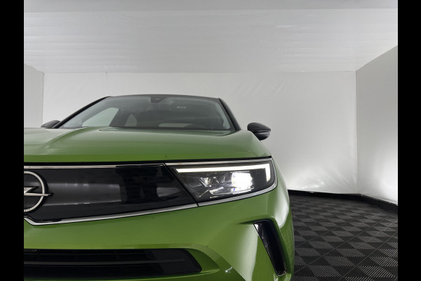 Opel Mokka-e Ultimate 50-kWh 7.4kw bl. [ 3-Fase ] {SOH-84%} (INCL-BTW) *FULL-LED | LEATHER-MICROFIBRE | ADAPTIVE-CRUISE | HEATED-SPORTSEATS | DAB+ | KEYLESS | DIGI-COCKPIT | CARPLAY | AMBIENT-LIGHT | CAMERA | LANE-ASSIST | 18"ALU*