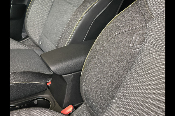 Renault Captur 1.3 mild hybrid 160 techno Rijklaar + Fabrieksgarantie Henk Jongen Auto's in Helmond,  al 50 jaar service zoals 't hoort!