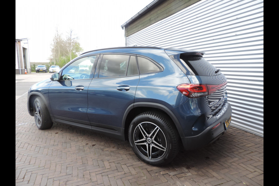 Mercedes-Benz EQA 250 Business Solution AMG 67 kWh AMG PANORAMADAK NIGHT