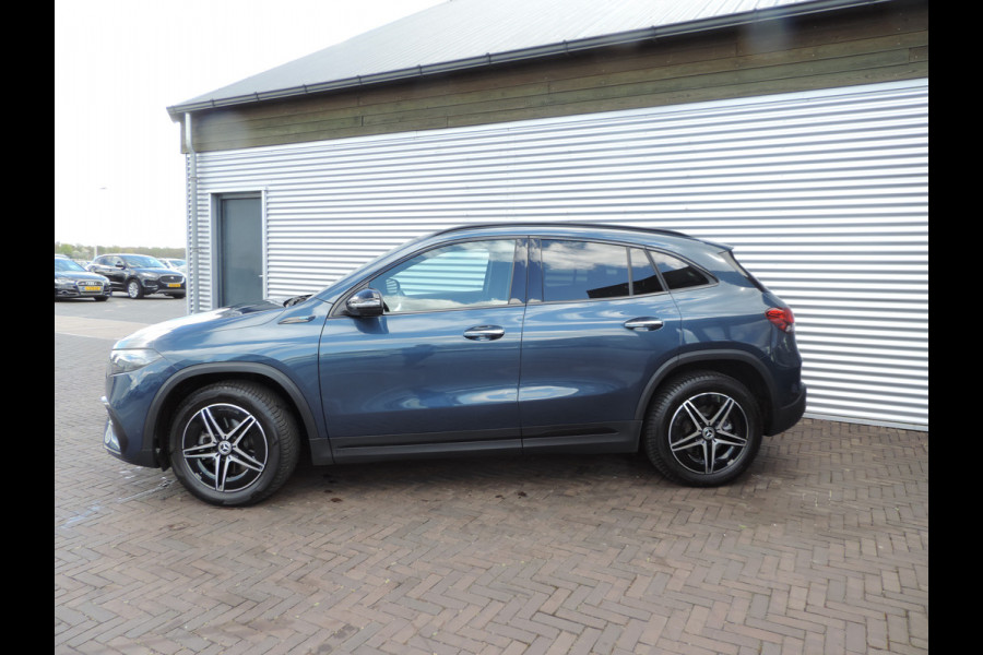 Mercedes-Benz EQA 250 Business Solution AMG 67 kWh AMG PANORAMADAK NIGHT