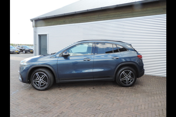 Mercedes-Benz EQA 250 Business Solution AMG 67 kWh AMG PANORAMADAK NIGHT