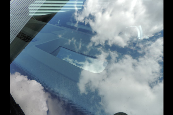 Mercedes-Benz EQA 250 Business Solution AMG 67 kWh AMG PANORAMADAK NIGHT