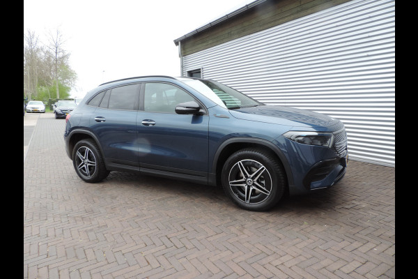 Mercedes-Benz EQA 250 Business Solution AMG 67 kWh AMG PANORAMADAK NIGHT