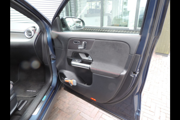 Mercedes-Benz EQA 250 Business Solution AMG 67 kWh AMG PANORAMADAK NIGHT