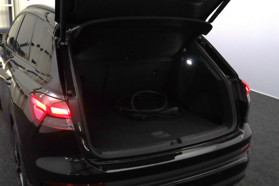 Audi Q4 e-tron 40 204 PK Launch edition S-Line Competition 77 kWh SOH 95%, Stoelverwarming, S-line Pakket, Adap. Cruise Control