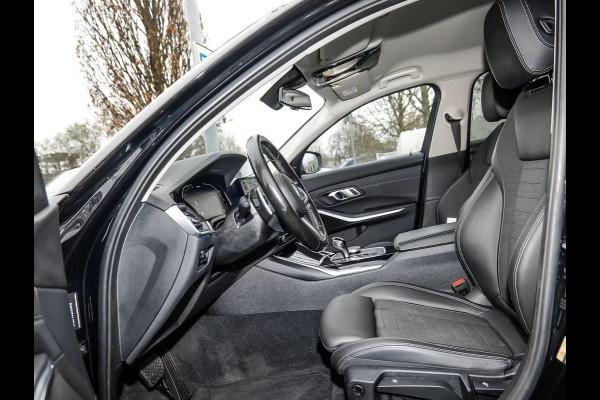 BMW 3 Serie Touring 330e (215kW / 292pk) ** LED, HALF LEDER, TREKH, SHADOW-LINE, PRIVACY, HiFi ** 1e EIG - UNFALLFREI ** ** INFORMEER OOK NAAR ONZE AANTREKKELIJKE FINANCIAL-LEASE TARIEVEN **