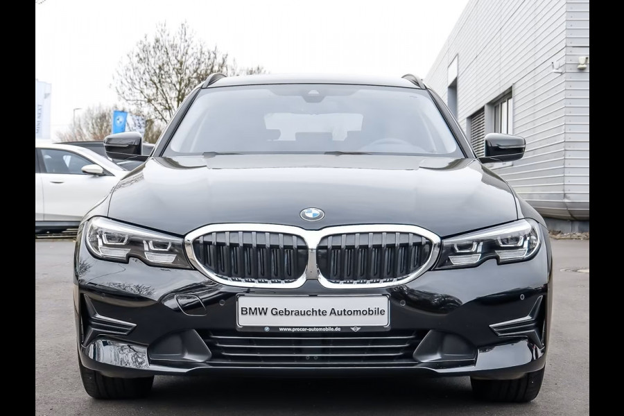 BMW 3 Serie Touring 330e (215kW / 292pk) ** LED, HALF LEDER, TREKH, SHADOW-LINE, PRIVACY, HiFi ** 1e EIG - UNFALLFREI ** ** INFORMEER OOK NAAR ONZE AANTREKKELIJKE FINANCIAL-LEASE TARIEVEN **