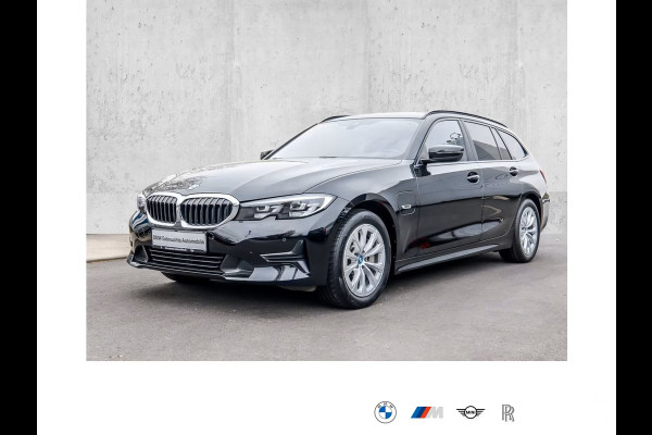 BMW 3 Serie Touring 330e (215kW / 292pk) ** LED, HALF LEDER, TREKH, SHADOW-LINE, PRIVACY, HiFi ** 1e EIG - UNFALLFREI ** ** INFORMEER OOK NAAR ONZE AANTREKKELIJKE FINANCIAL-LEASE TARIEVEN **