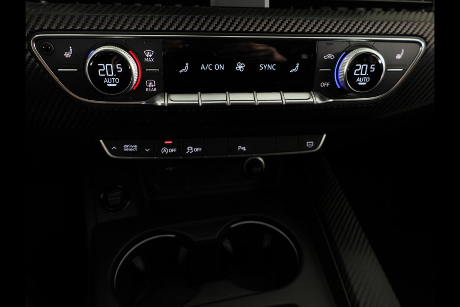 Audi A4 Avant 40 TFSI S edition Competition 204pk | Panoramadak | Adaptieve cruise controle | Parkeercamera | S-line interieur | 18 inch Lichtmetalen velgen | Led koplampen