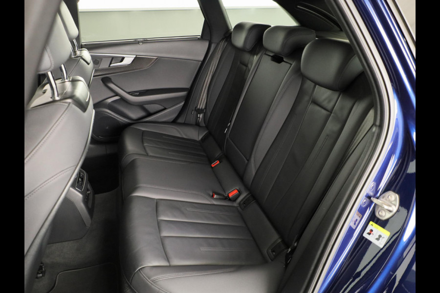 Audi A4 Avant 40 TFSI S edition Competition 204pk | Panoramadak | Adaptieve cruise controle | Parkeercamera | S-line interieur | 18 inch Lichtmetalen velgen | Led koplampen