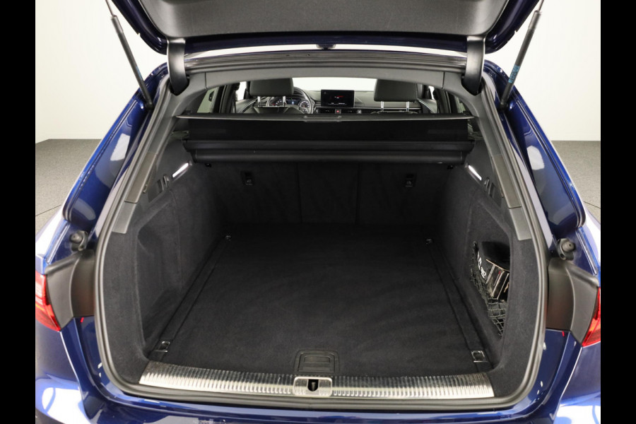 Audi A4 Avant 40 TFSI S edition Competition 204pk | Panoramadak | Adaptieve cruise controle | Parkeercamera | S-line interieur | 18 inch Lichtmetalen velgen | Led koplampen