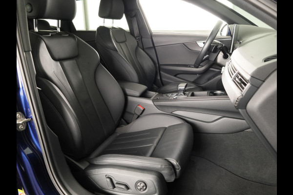 Audi A4 Avant 40 TFSI S edition Competition 204pk | Panoramadak | Adaptieve cruise controle | Parkeercamera | S-line interieur | 18 inch Lichtmetalen velgen | Led koplampen
