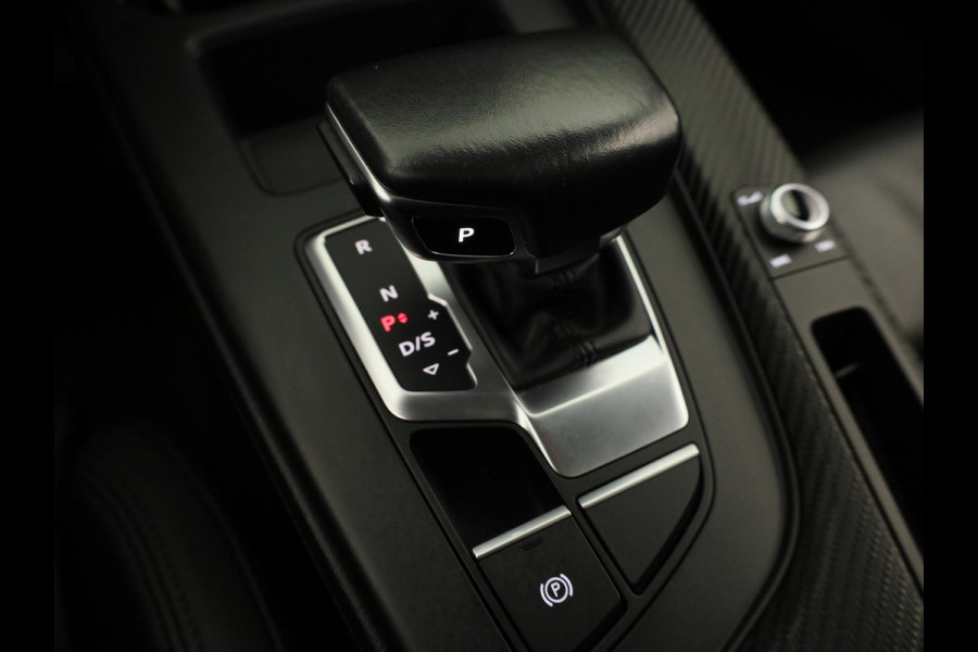 Audi A4 Avant 40 TFSI S edition Competition 204pk | Panoramadak | Adaptieve cruise controle | Parkeercamera | S-line interieur | 18 inch Lichtmetalen velgen | Led koplampen