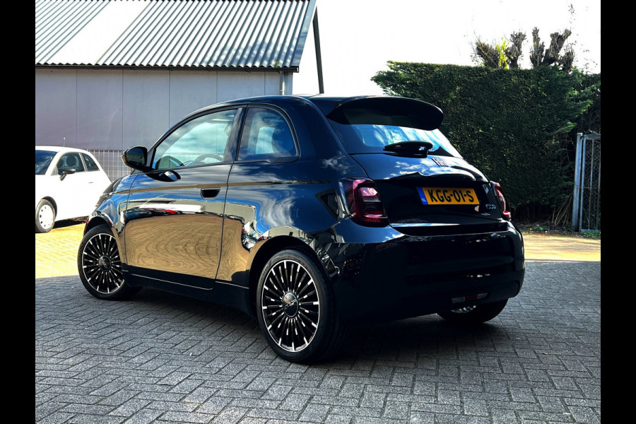 Fiat 500 Icon 42 kWh Panoramadak_Zeer nette auto