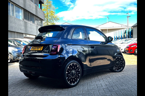 Fiat 500 Icon 42 kWh Panoramadak_Zeer nette auto